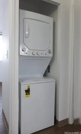 $2,400 | 46-270 Kahuhipa Street, Unit A401, Kaneohe, HI 96744