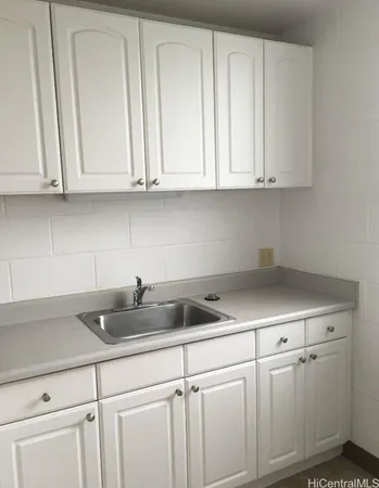 $2,400 | 46-270 Kahuhipa Street, Unit A401, Kaneohe, HI 96744