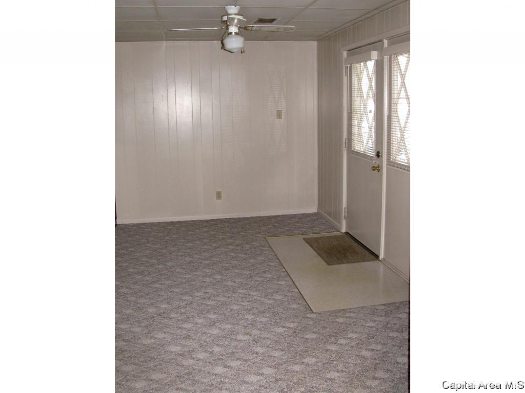4248 South 2nd Street Springfield, IL 62703 - Photo 4 of 12 Gallery Image 4