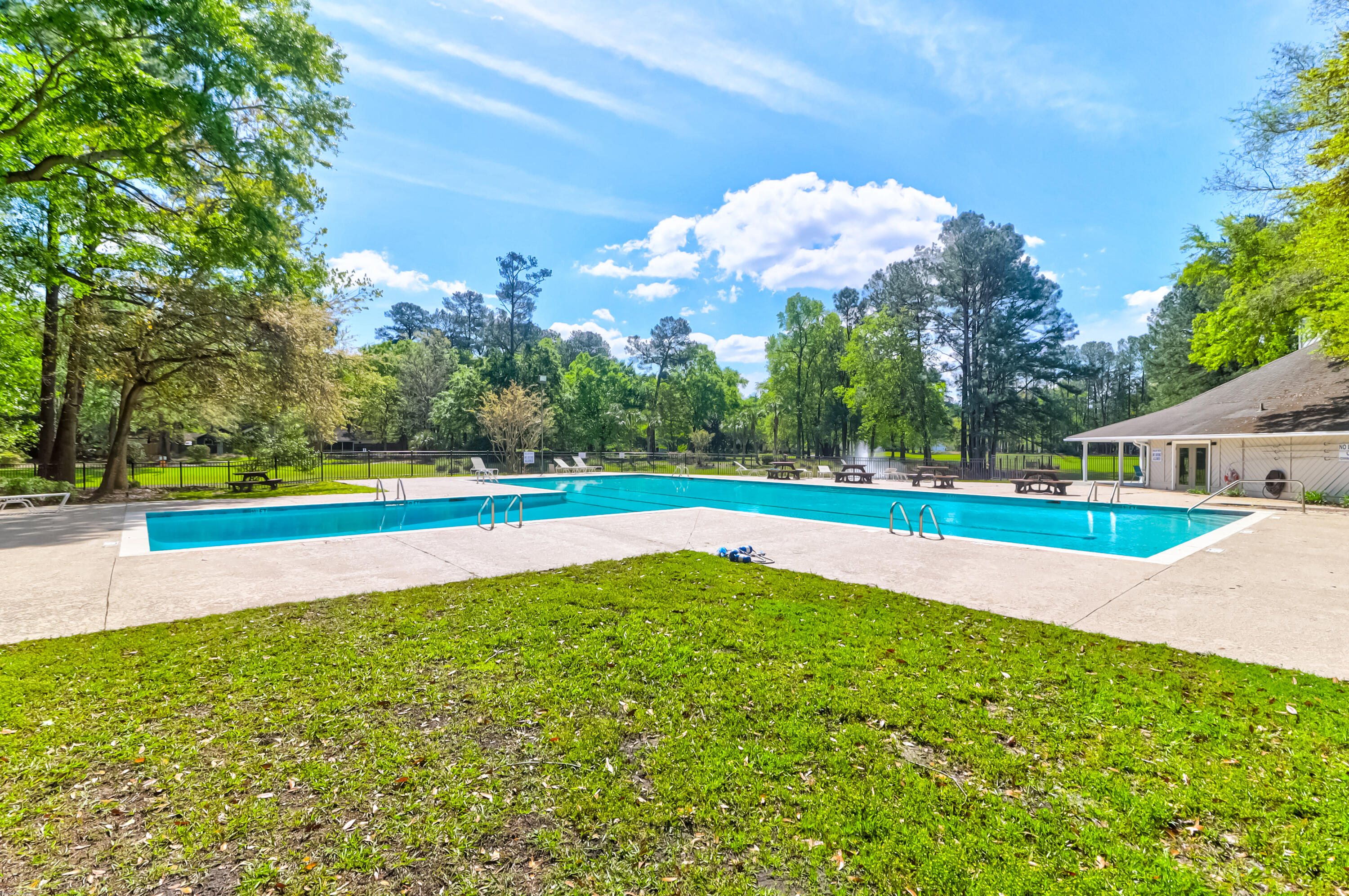 4752 Trailside Court, Unit B North Charleston, SC 29418 - Photo 31 of 38 Amenities