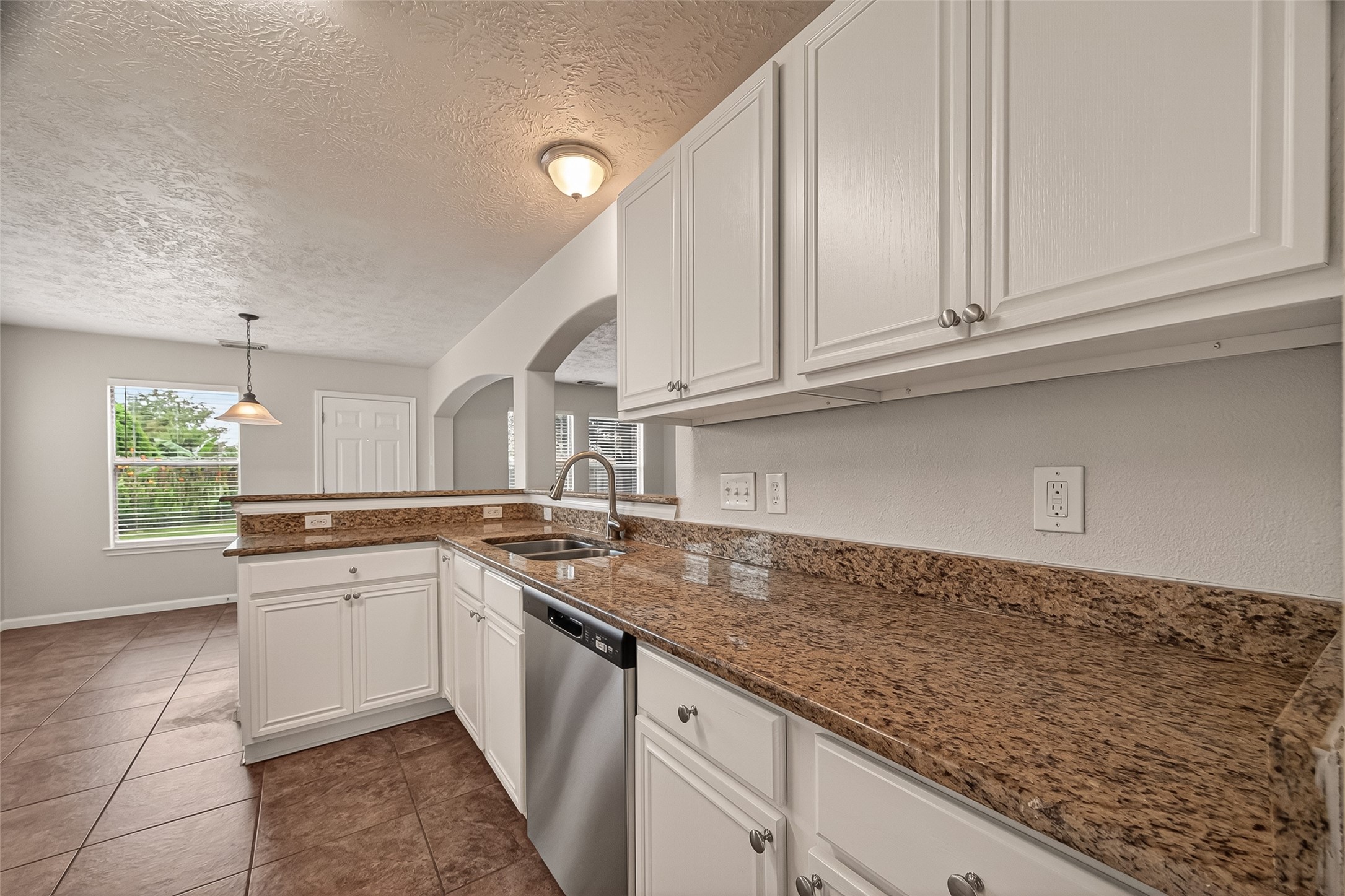 1902 Flycaster Drive Spring, TX 77388 - Photo 13 of 33