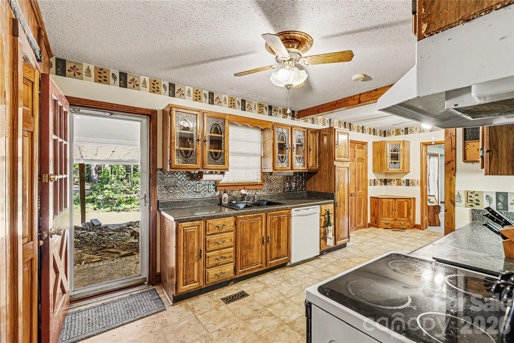 8008 West Duncan Road Indian Trail, NC 28079 - Photo 10 of 33