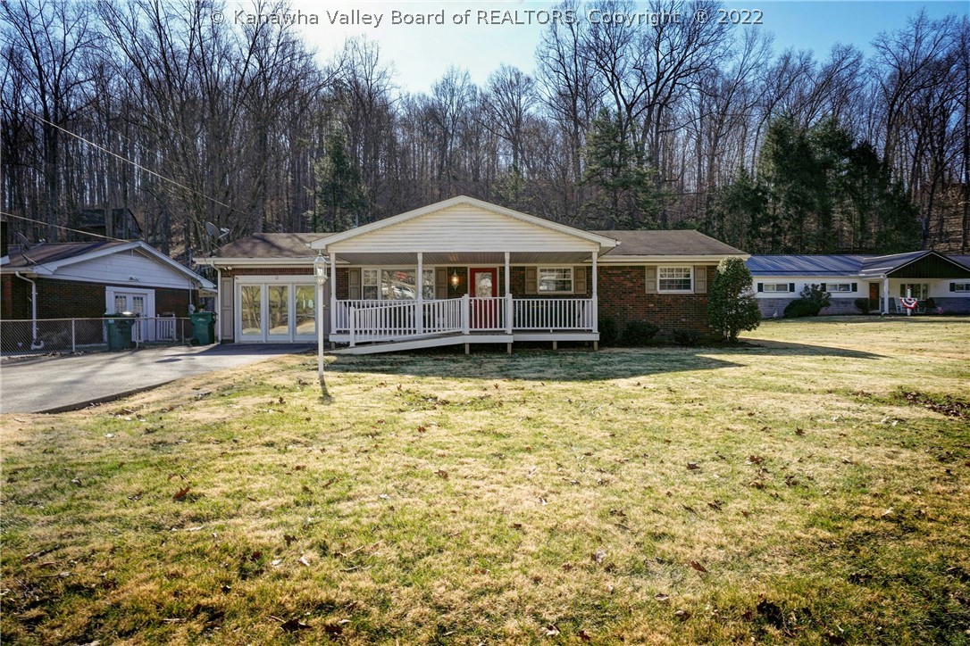 12 Magpie Drive Winfield, WV 25213 - Photo 1 of 27 Gallery Image 1