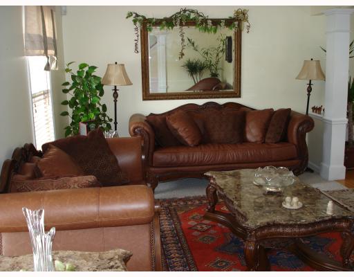 83 Castle Rocks Road Warwick, RI 02886 - Photo 5 of 7 Living Room.