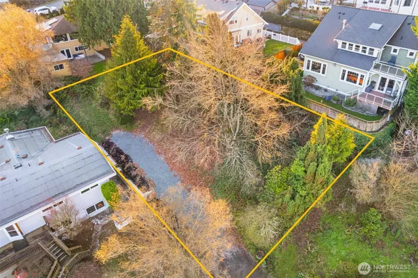 $215,000 | 8519 South 123rd Place, Seattle, WA 98178