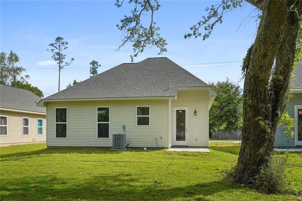 2121 Robin Street Slidell, LA 70460 - Photo 10 of 10 Gallery Image 10