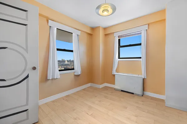 $415,000 | 1020 Grand Concourse, Unit 12V | Concourse Village