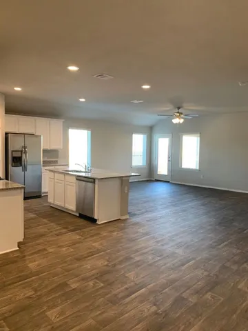 $2,400 | 22730 Busalla Trail, Katy, TX 77449