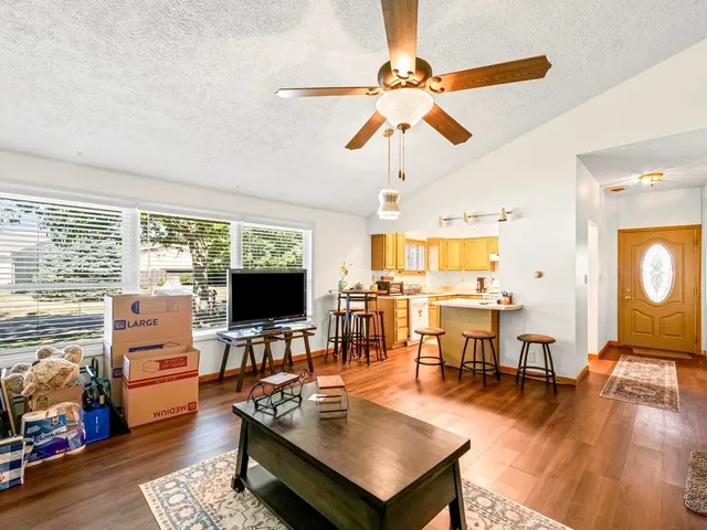 $250,000 | 1622-1624 Golfview Circle, Unit 1, Rantoul, IL 61866