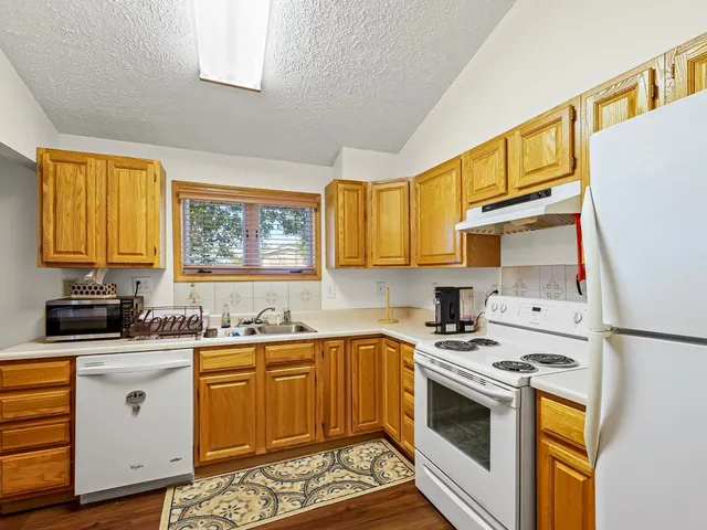 $250,000 | 1622-1624 Golfview Circle, Unit 1, Rantoul, IL 61866