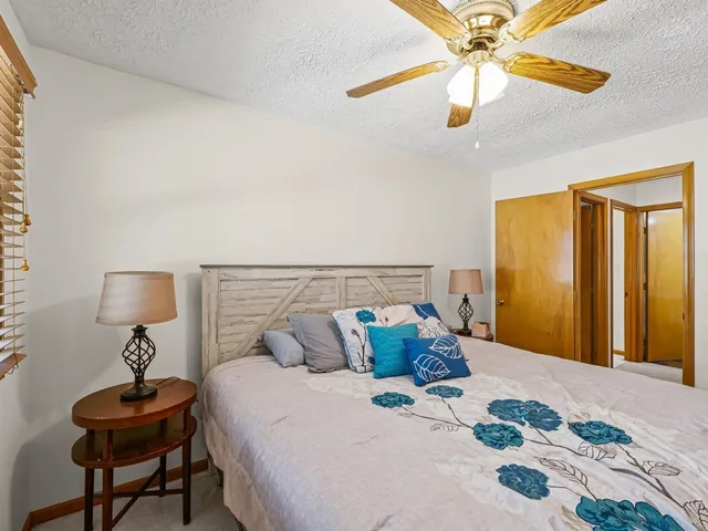 $250,000 | 1622-1624 Golfview Circle, Unit 1, Rantoul, IL 61866