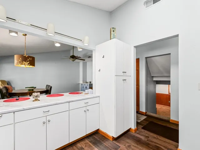 $250,000 | 1622-1624 Golfview Circle, Unit 1, Rantoul, IL 61866