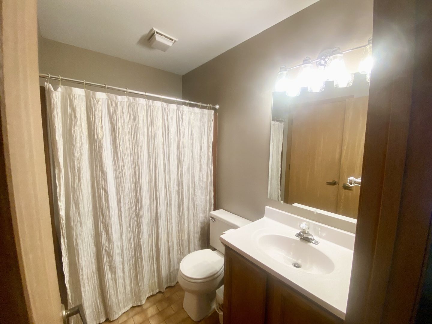 1826 Kerrybrook Court, Unit 1826 Sycamore, IL 60178 - Photo 13 of 15