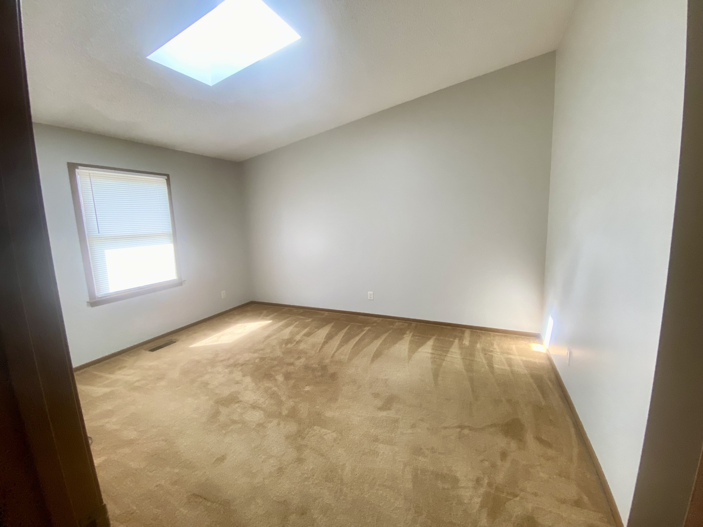 1826 Kerrybrook Court, Unit 1826 Sycamore, IL 60178 - Photo 10 of 15