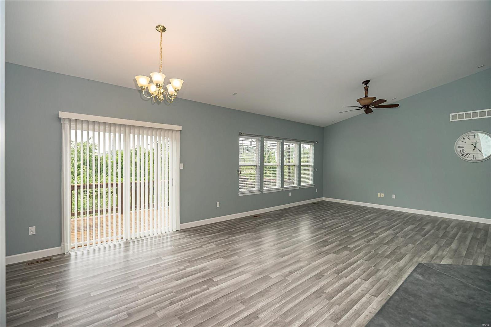 1852 Mill Ridge Court St. Louis, MO 63146 - Photo 13 of 38 Gallery Image 13