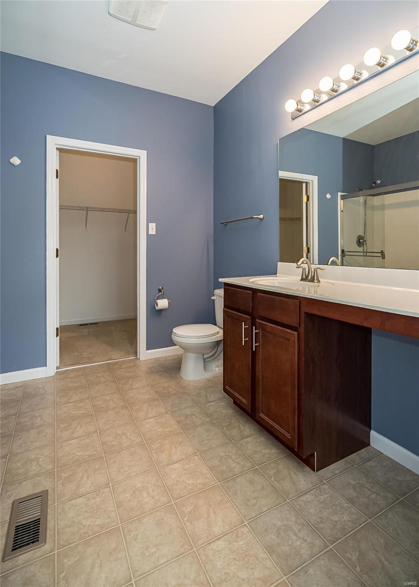 1852 Mill Ridge Court St. Louis, MO 63146 - Photo 18 of 38 Gallery Image 18