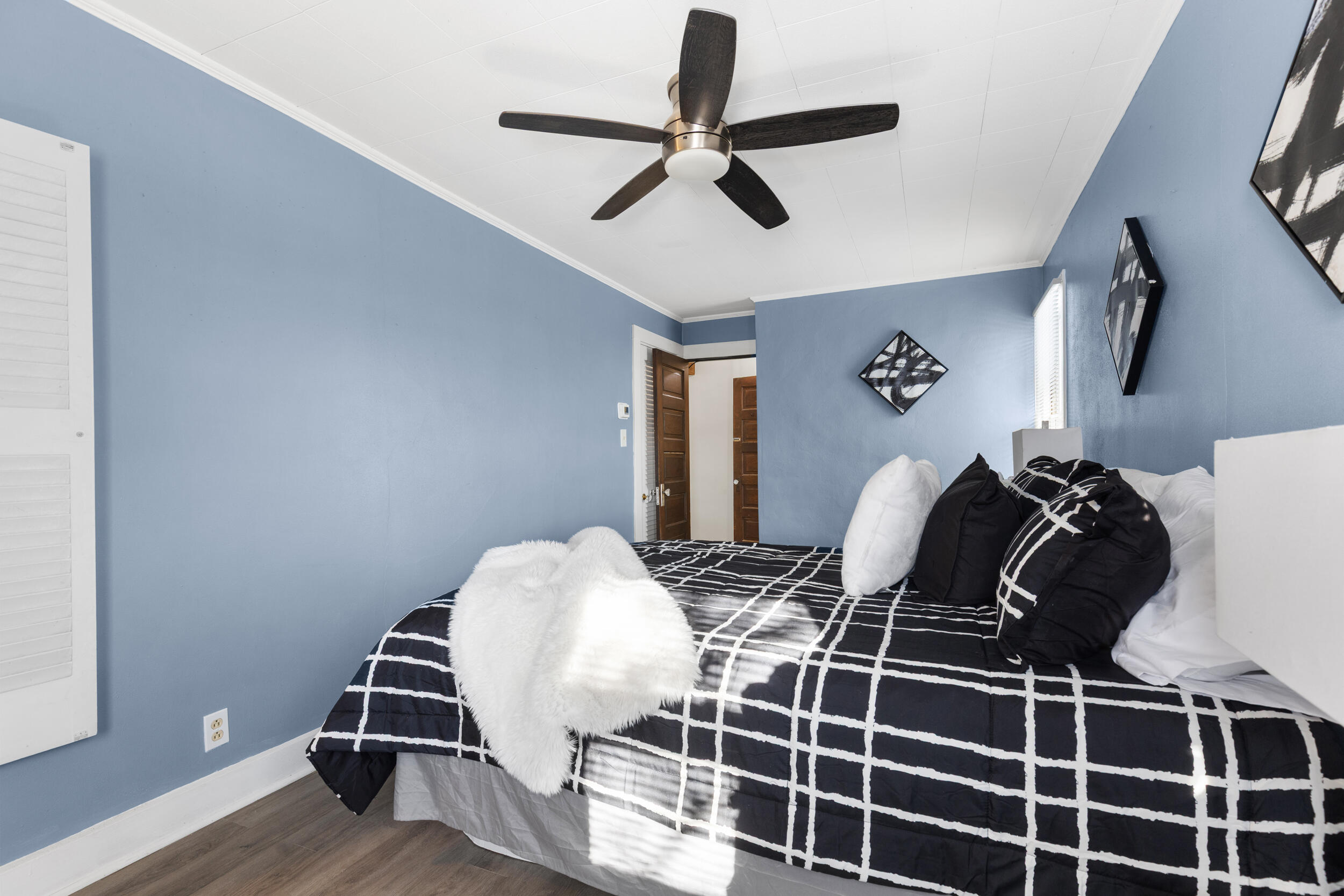 6221 West Fairview Avenue Milwaukee, WI 53213 - Photo 14 of 27 photo dec 11 2025, 10 57 27 pm (2)