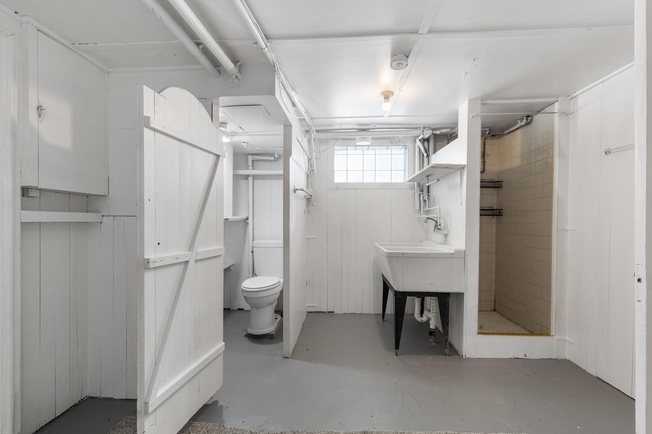 6221 West Fairview Avenue Milwaukee, WI 53213 - Photo 21 of 27 photo dec 11 2025, 10 52 15 pm