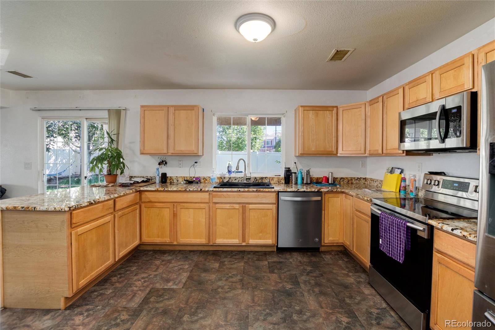 4946 Perth Street Denver, CO 80249 - Photo 14 of 46 Gallery Image 14