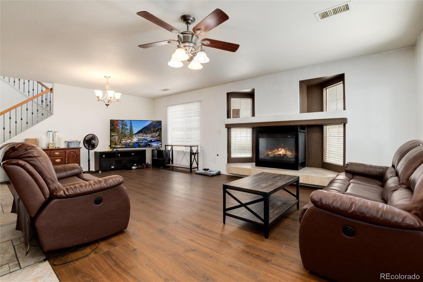 4946 Perth Street Denver, CO 80249 - Photo 6 of 46 Gallery Image 6