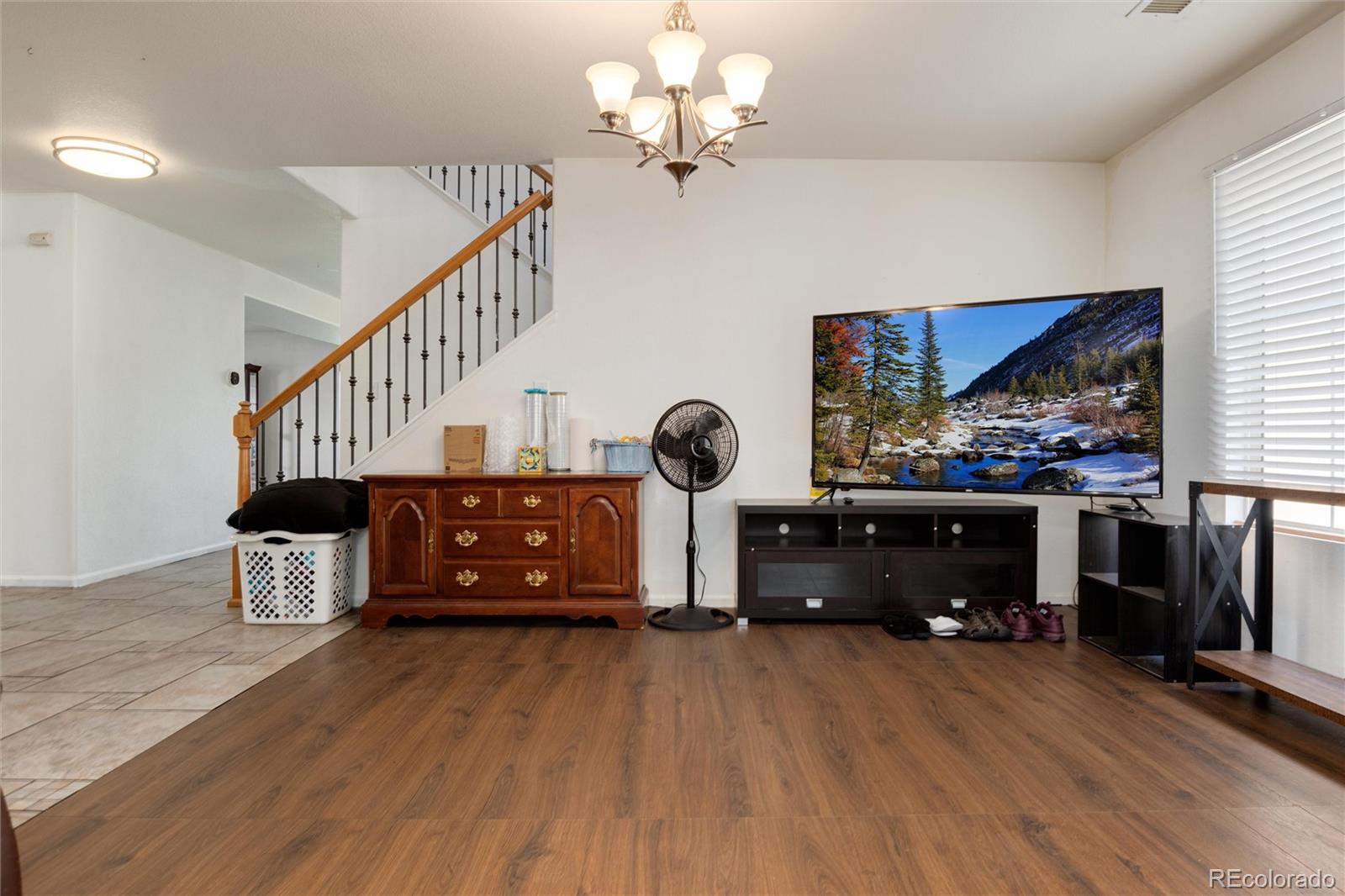 4946 Perth Street Denver, CO 80249 - Photo 8 of 46 Gallery Image 8