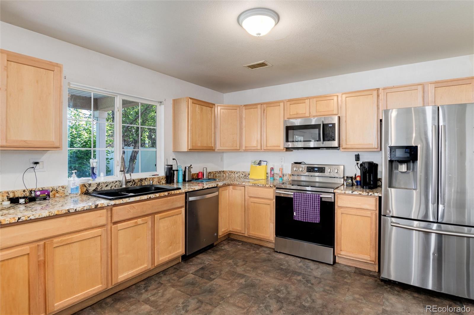 4946 Perth Street Denver, CO 80249 - Photo 10 of 46 Gallery Image 10