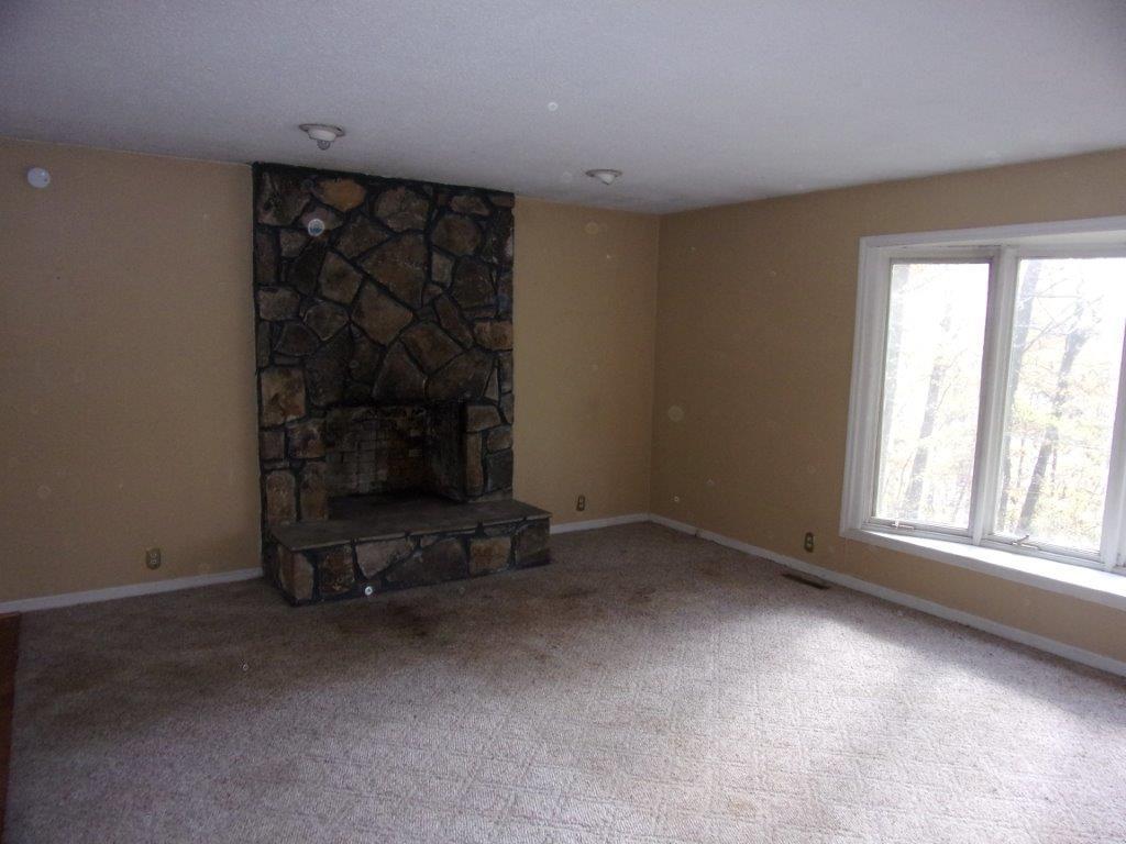 506 Foster Road Dalton, GA 30720 - Photo 2 of 16 106_6426