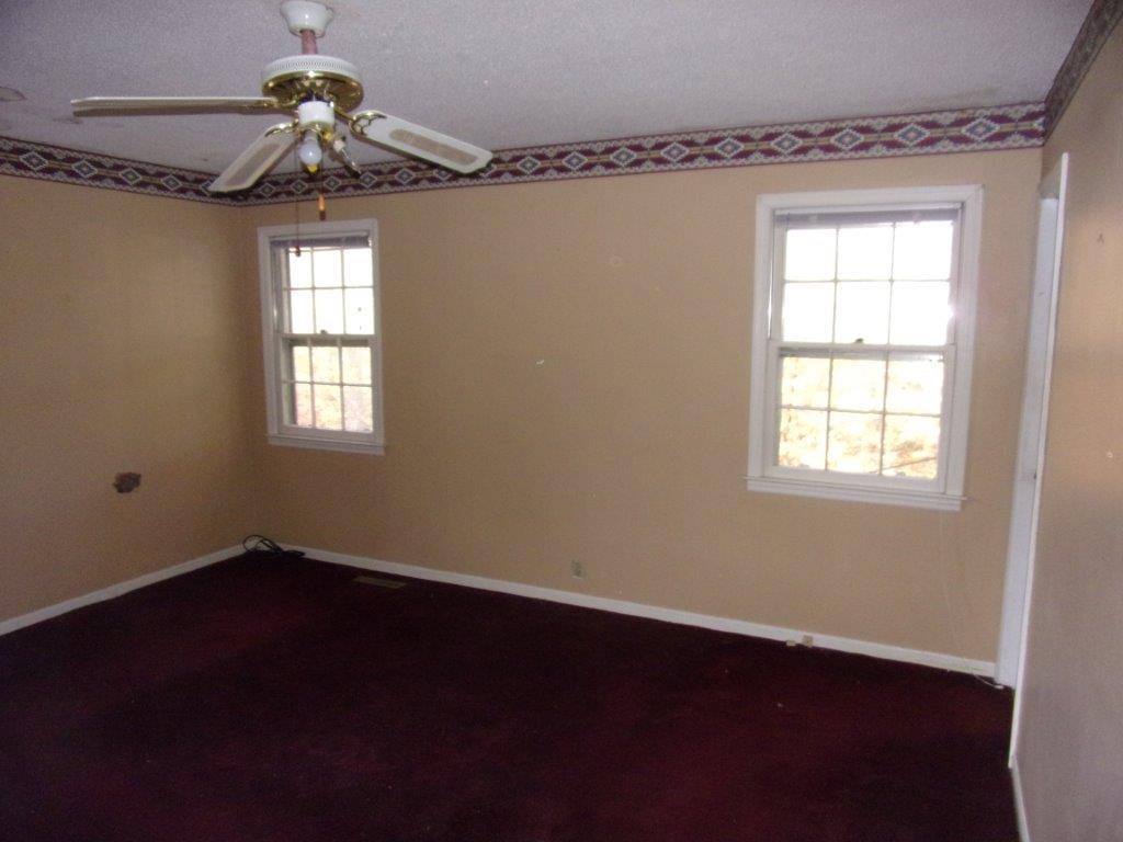 506 Foster Road Dalton, GA 30720 - Photo 9 of 16 106_6442