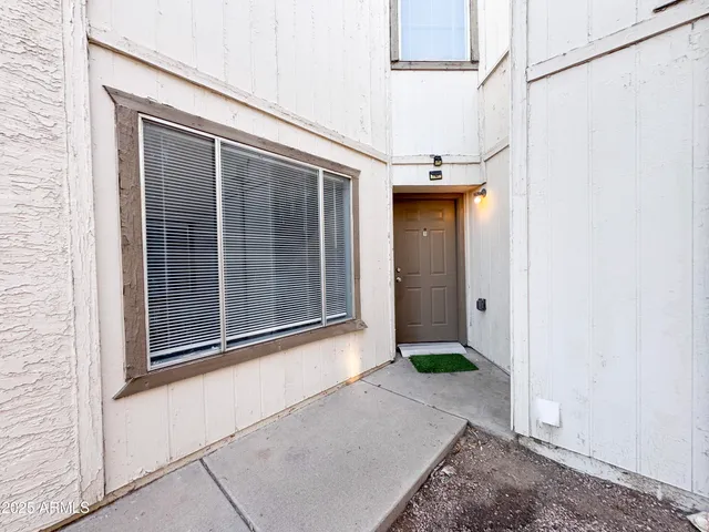 $1,199 | 1765 East Pepper Circle, Unit 1, Mesa, AZ 85203