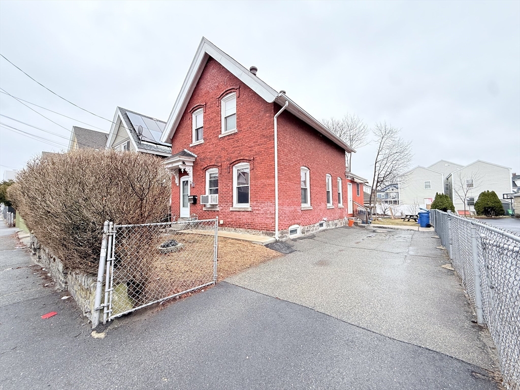 142 Abbott Street Lawrence, MA 01843 - Photo 2 of 30