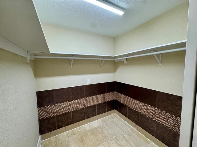 a view of walk in closet