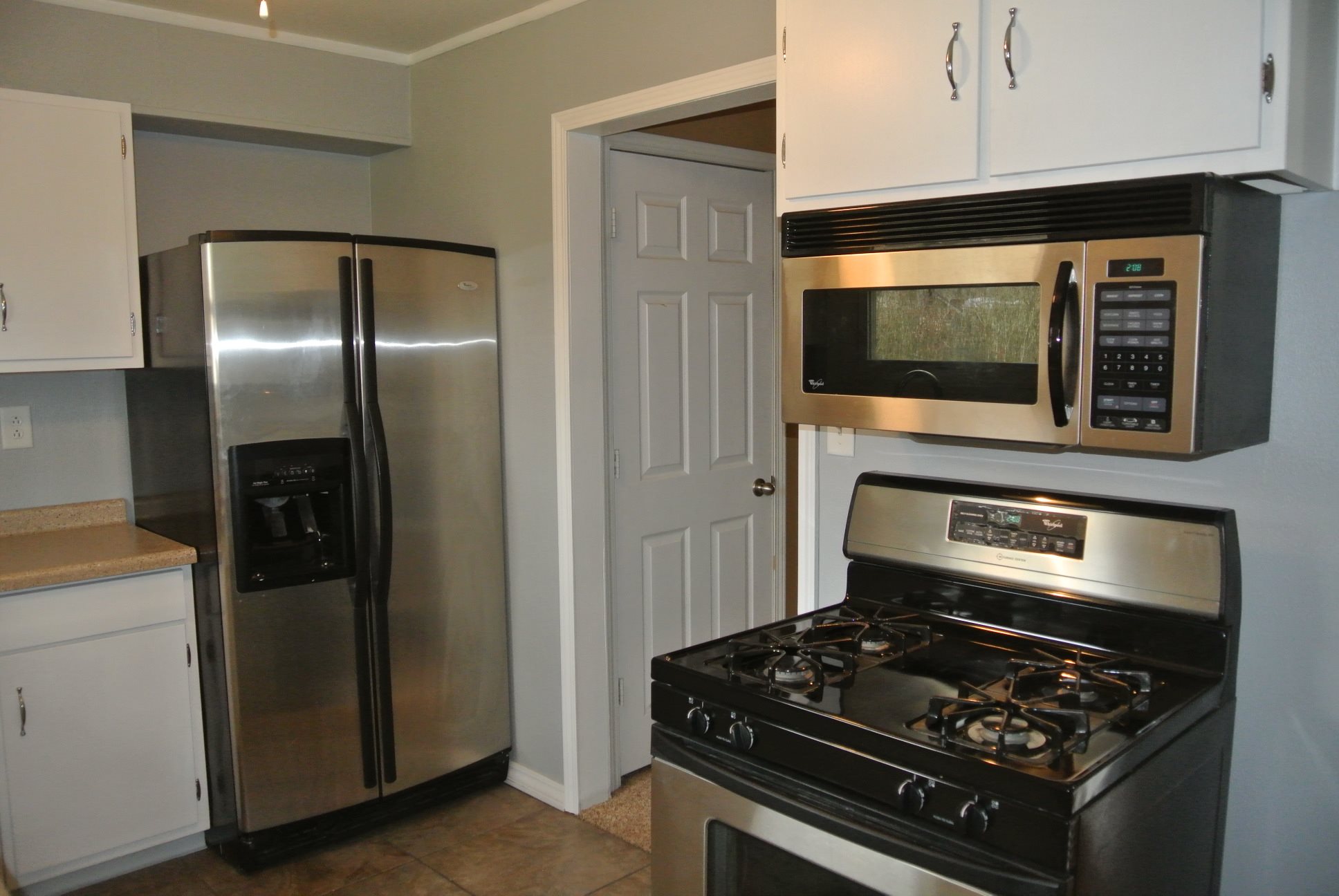 54550 Clover Road Mishawaka, IN 46545 - Photo 9 of 35
