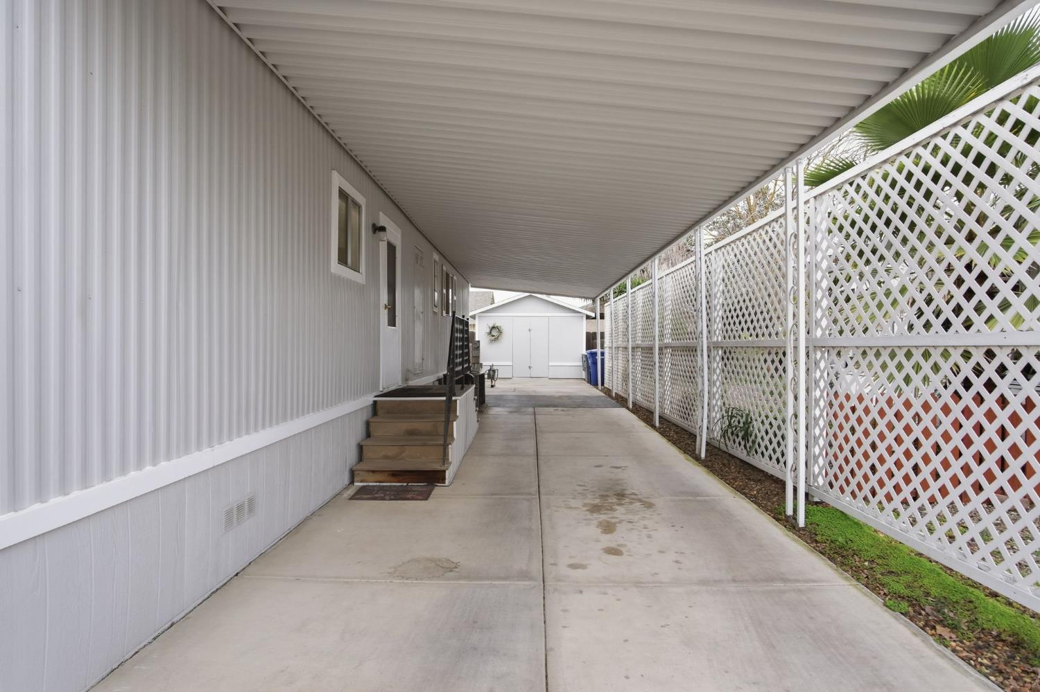 3904 Moana Way, Unit 24 Modesto, CA 95355 - Photo 5 of 30