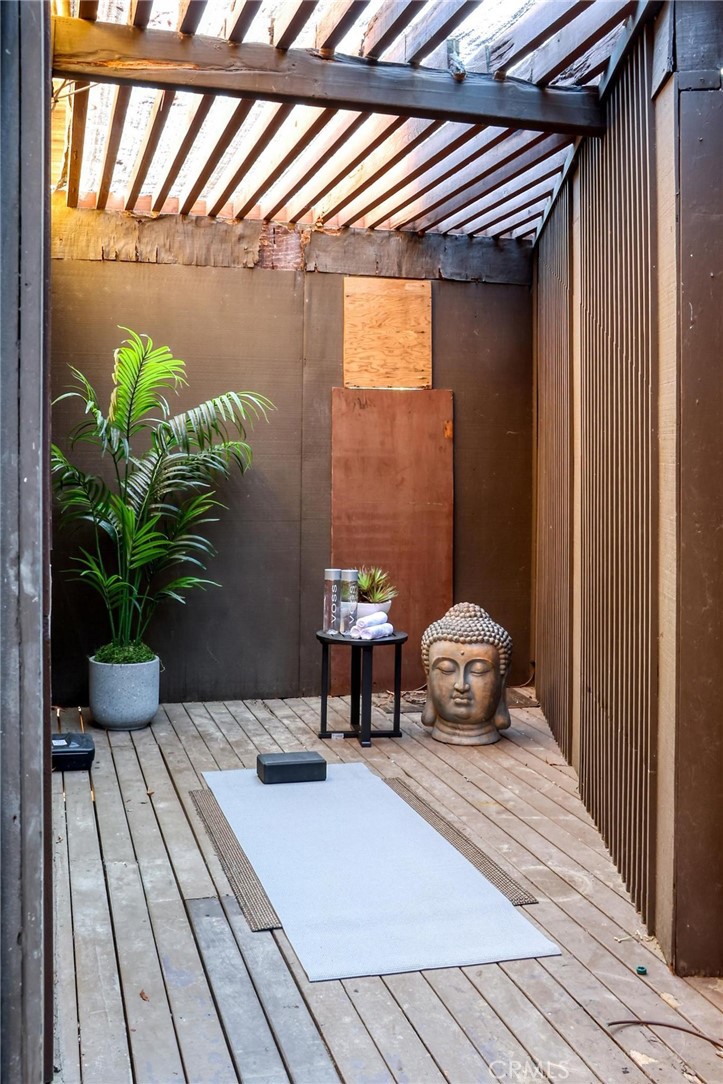 394 Pinecrest Drive Laguna Beach, CA 92651 - Photo 18 of 24