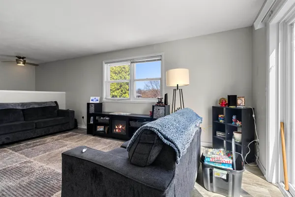 $379,900 | 1395 Inverness Lane, Neenah, WI 54956
