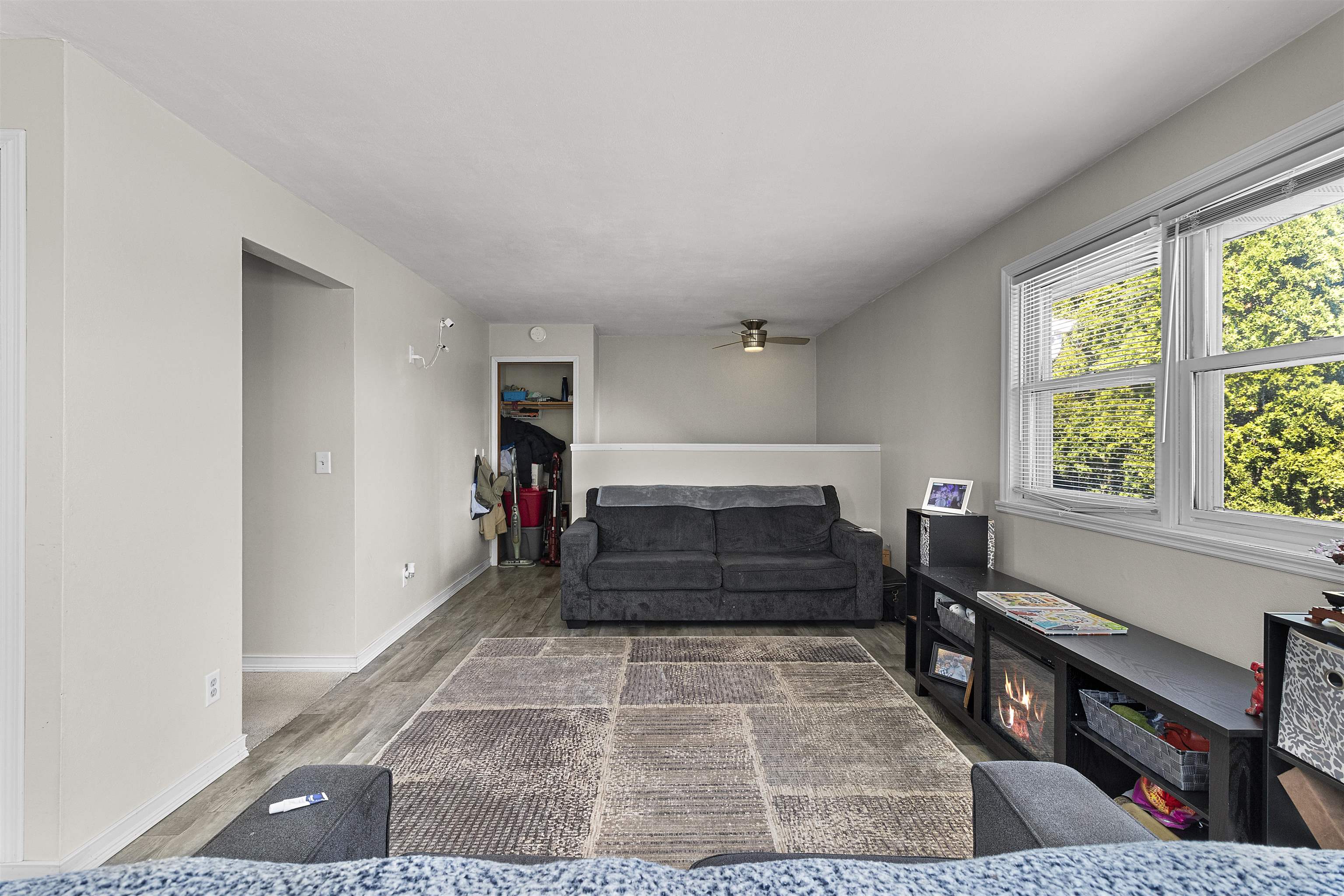 1395 Inverness Lane Neenah, WI 54956 - Photo 12 of 58