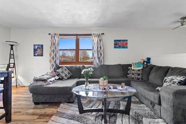 $379,900 | 1395 Inverness Lane, Neenah, WI 54956