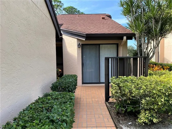 $4,850 | 6281 Timberlake Drive, Unit H6, Sarasota, FL 34243