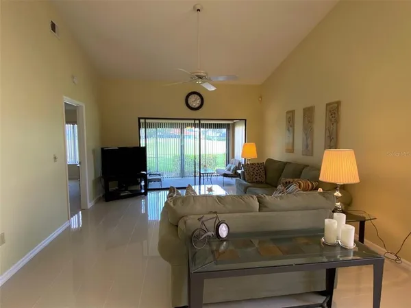 $4,850 | 6281 Timberlake Drive, Unit H6, Sarasota, FL 34243