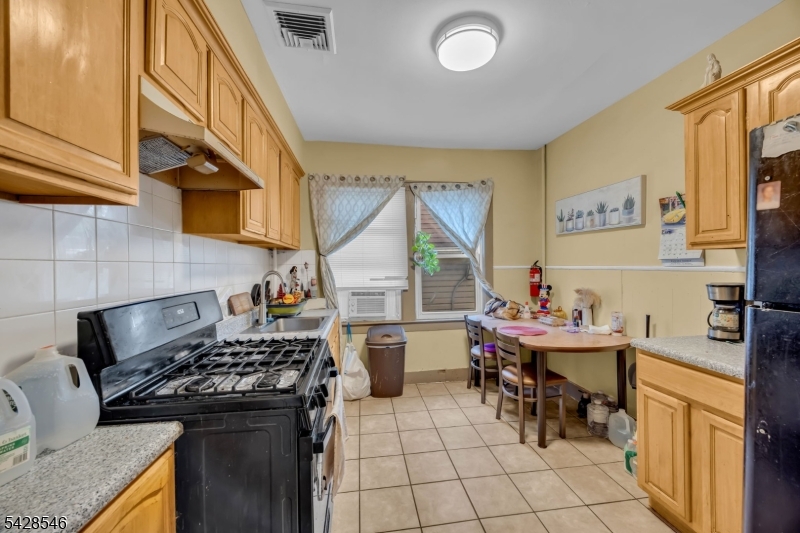 34 Church Street Bound Brook, NJ 08805 - Photo 20 of 33
