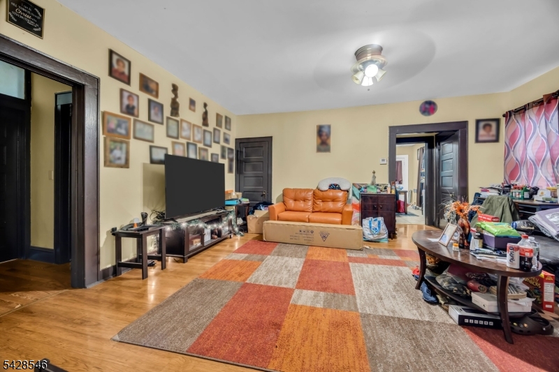 34 Church Street Bound Brook, NJ 08805 - Photo 10 of 33