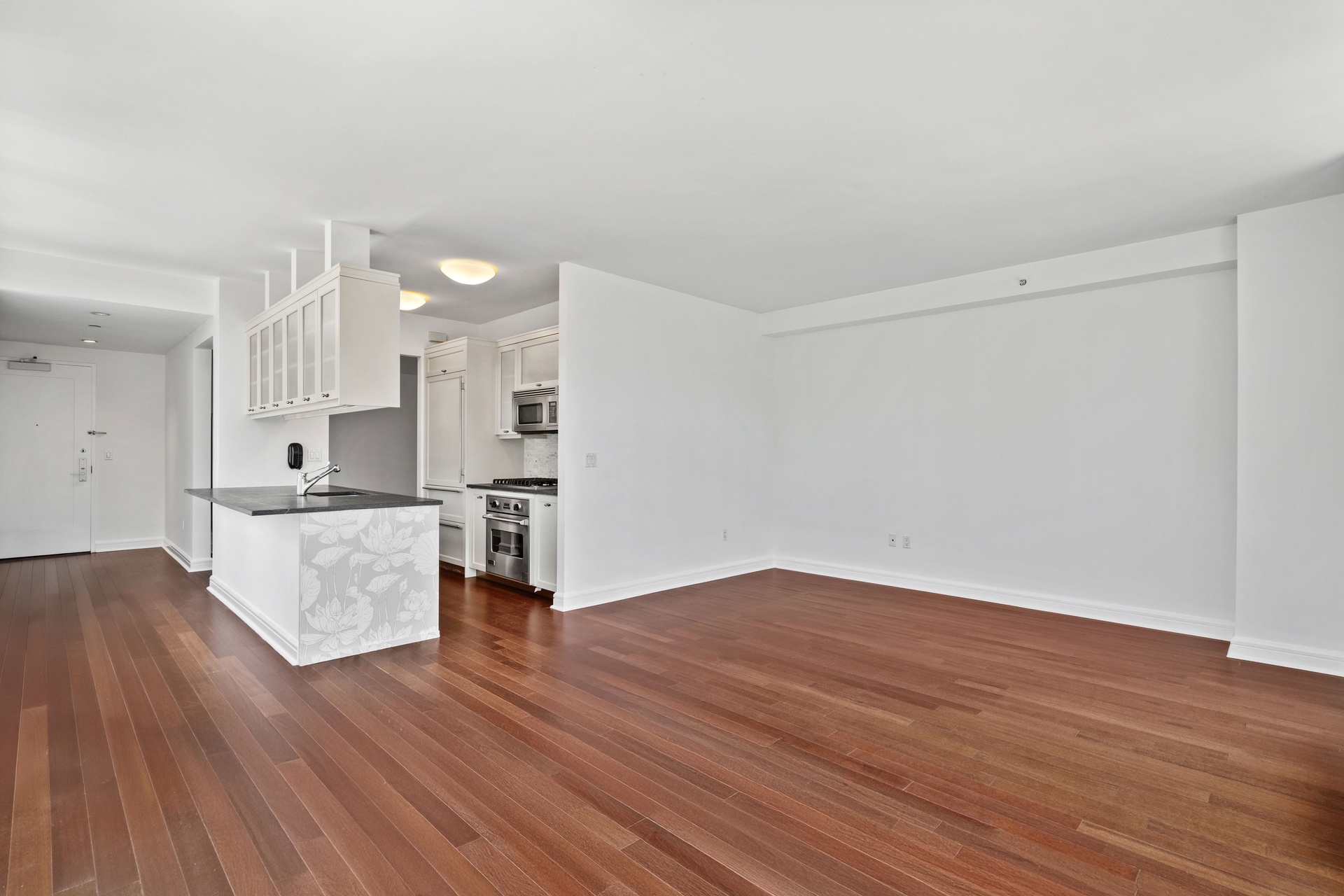 80 Riverside Boulevard, Unit 15E Manhattan, NY 10069 - Photo 4 of 24