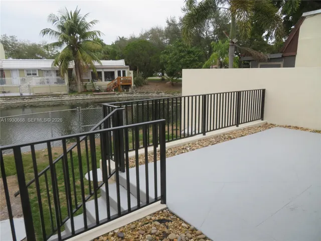 $2,600 | 7328 Miami Lakeway South, Miami Lakes, FL 33014