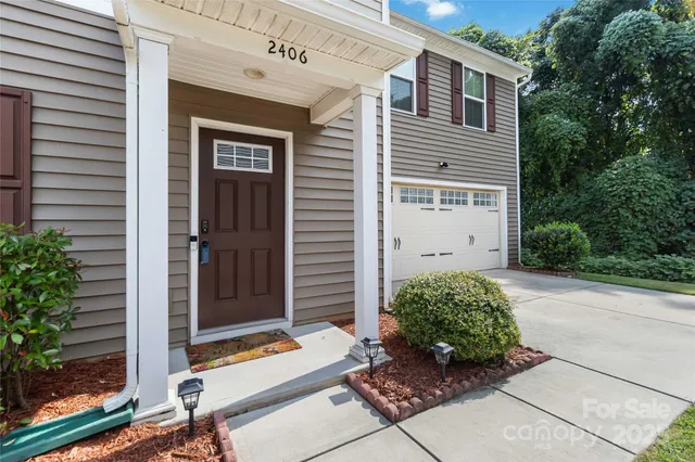 $320,000 | 2406 Everton Circle Southeast, Concord, NC 28025