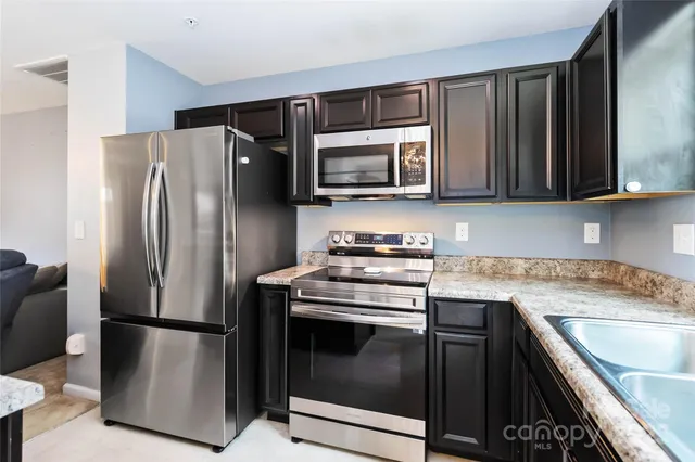 $320,000 | 2406 Everton Circle Southeast, Concord, NC 28025