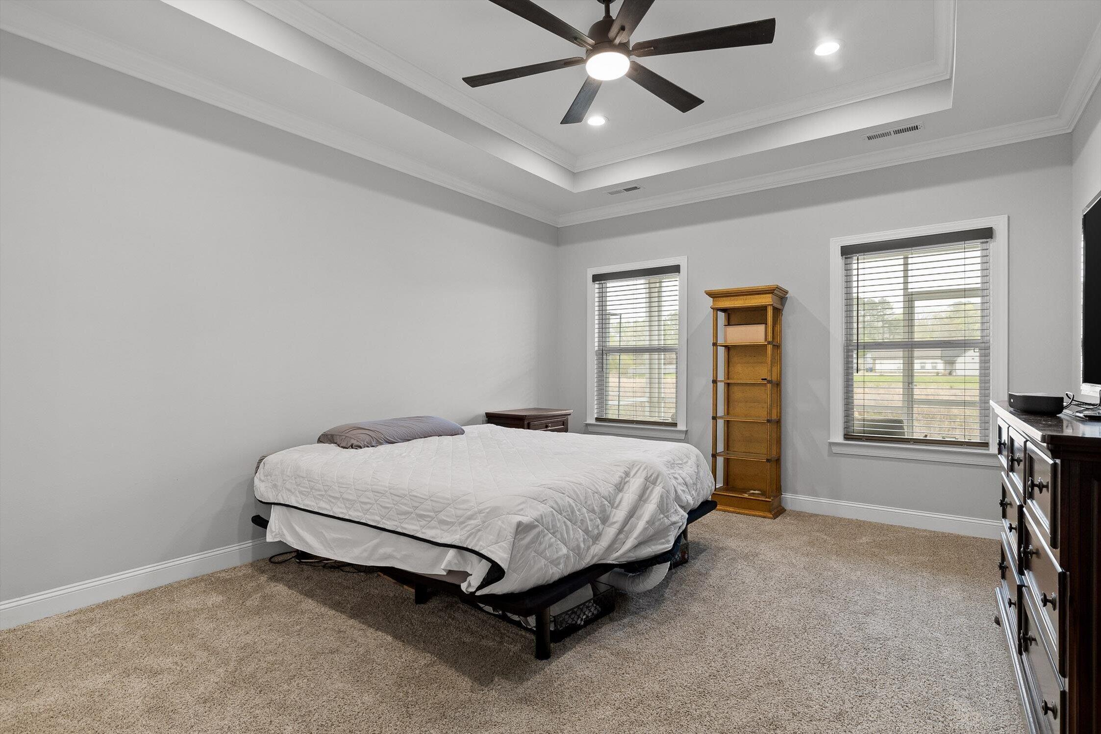 1046 Silverpine Drive Chattanooga, TN 37421 - Photo 19 of 41 Primary Bedroom
