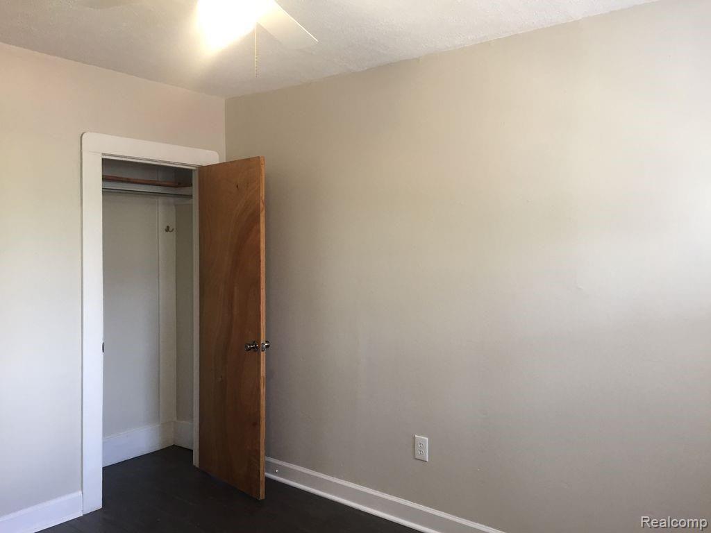7036 Orchard Avenue Warren, MI 48091 - Photo 9 of 26