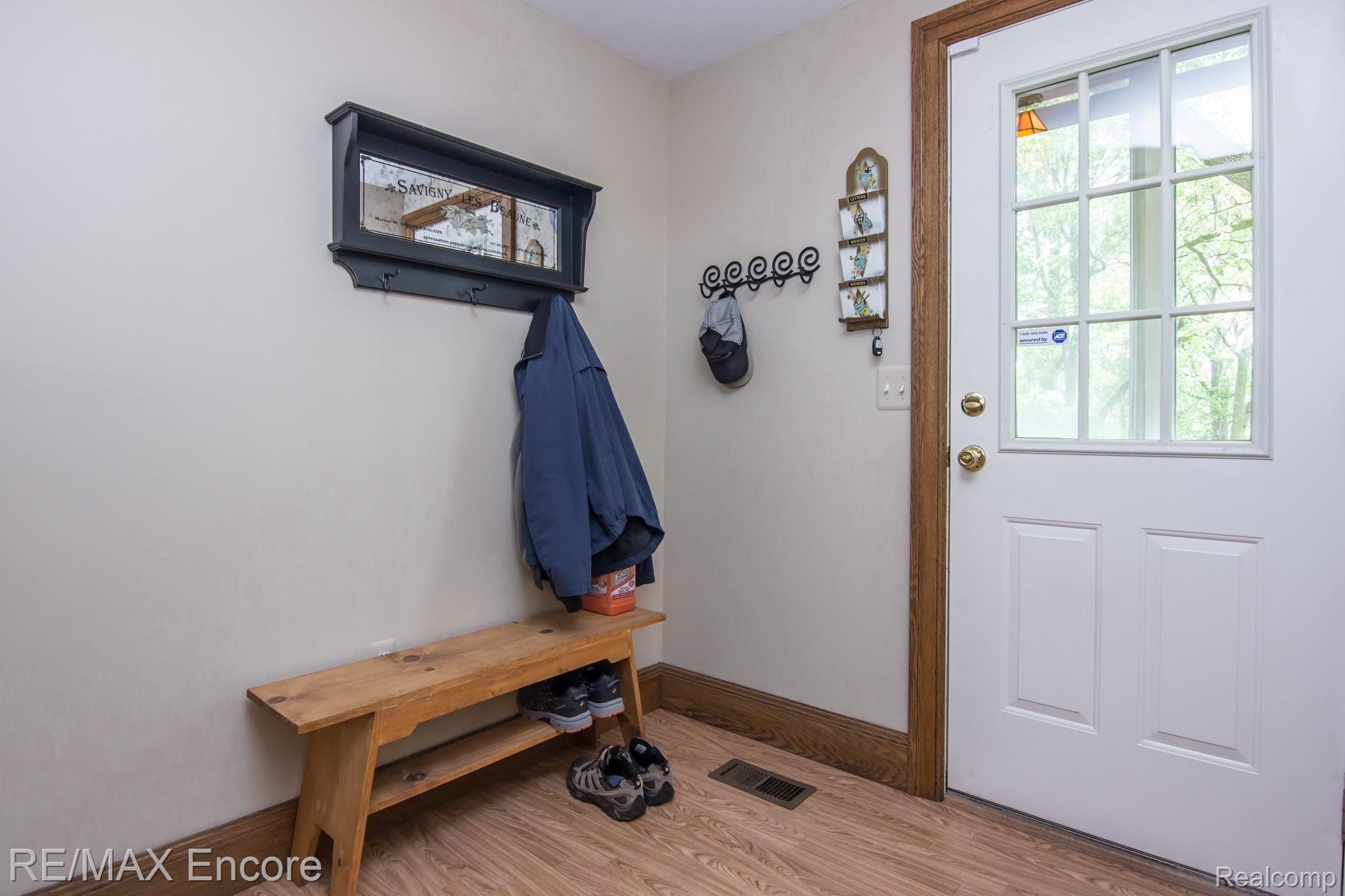 2645 Hickory Lawn Road Rochester, MI 48307 - Photo 24 of 39 IMG_2890.jpg