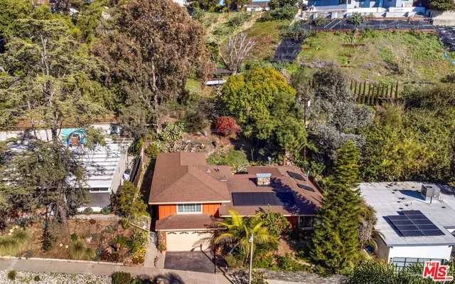 $1,450,000 | 4425 Don Miguel Drive, Los Angeles, CA 90008