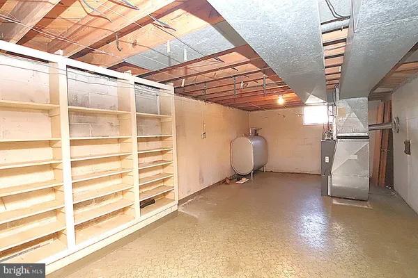 a view of a storage & utility room